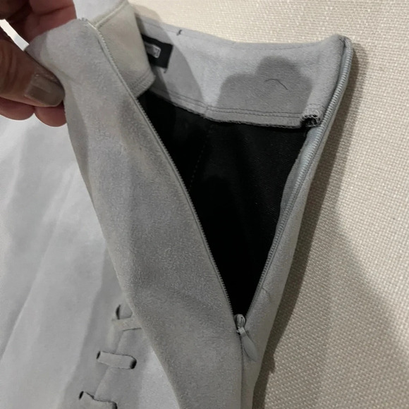 Misguided size 6 Mini Skirt tie embellishment and slit - Picture 6 of 8